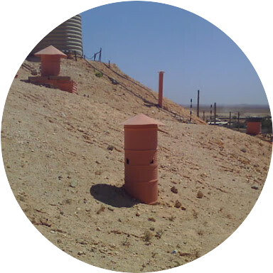 coober-pedy-accommodation-chimneys